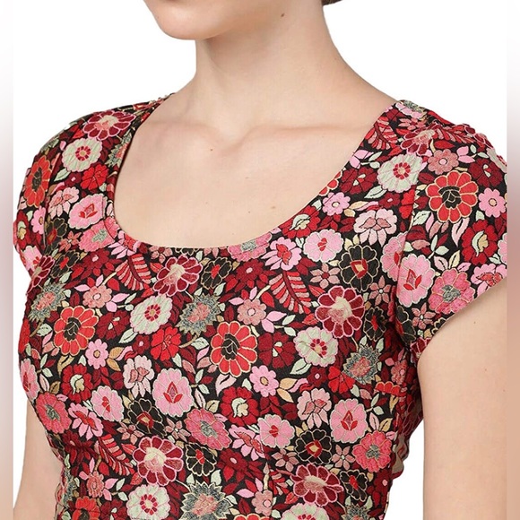 Gorgeous Thread work Lehenga - Picture 3 of 7